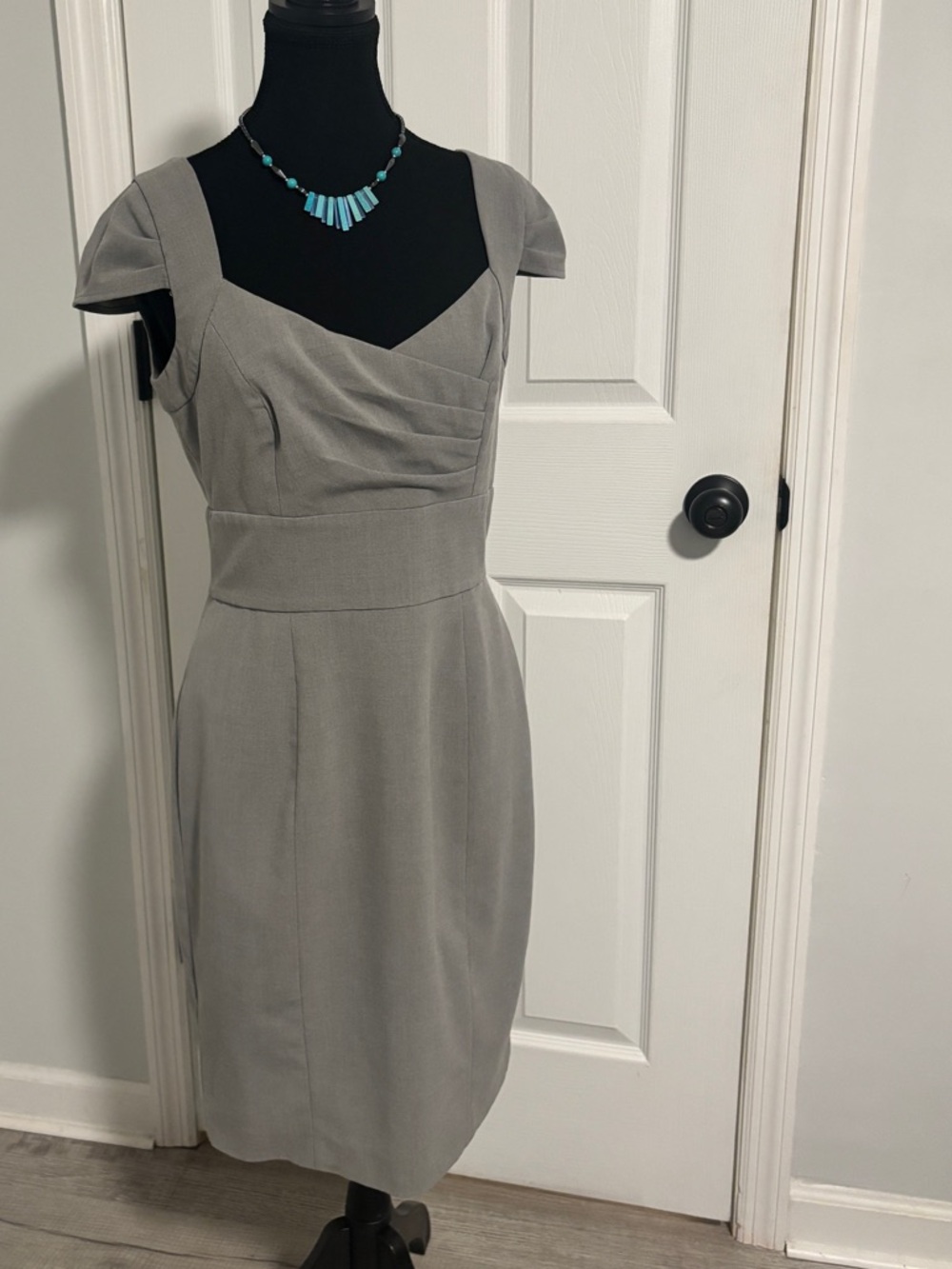 Calvin Klein Gray Sheath Dress Cap Sleeve Pleated Bust Work Office Small - Picture 2 of 7